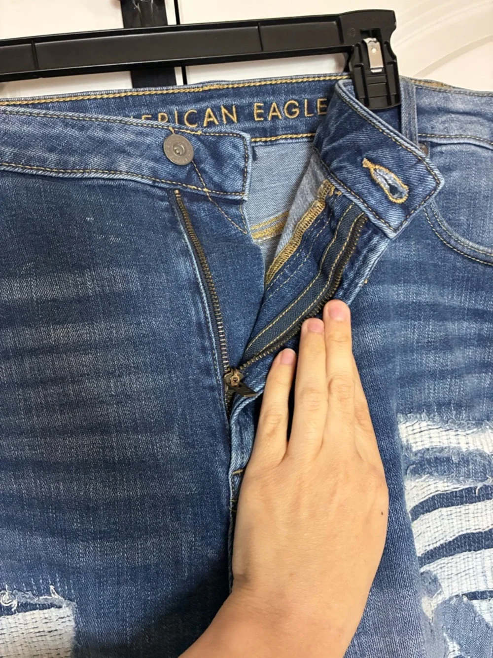 American Eagle Outfitters Men’s Distressed Dark Blue Denim Shorts size 48 - Picture 7 of 14